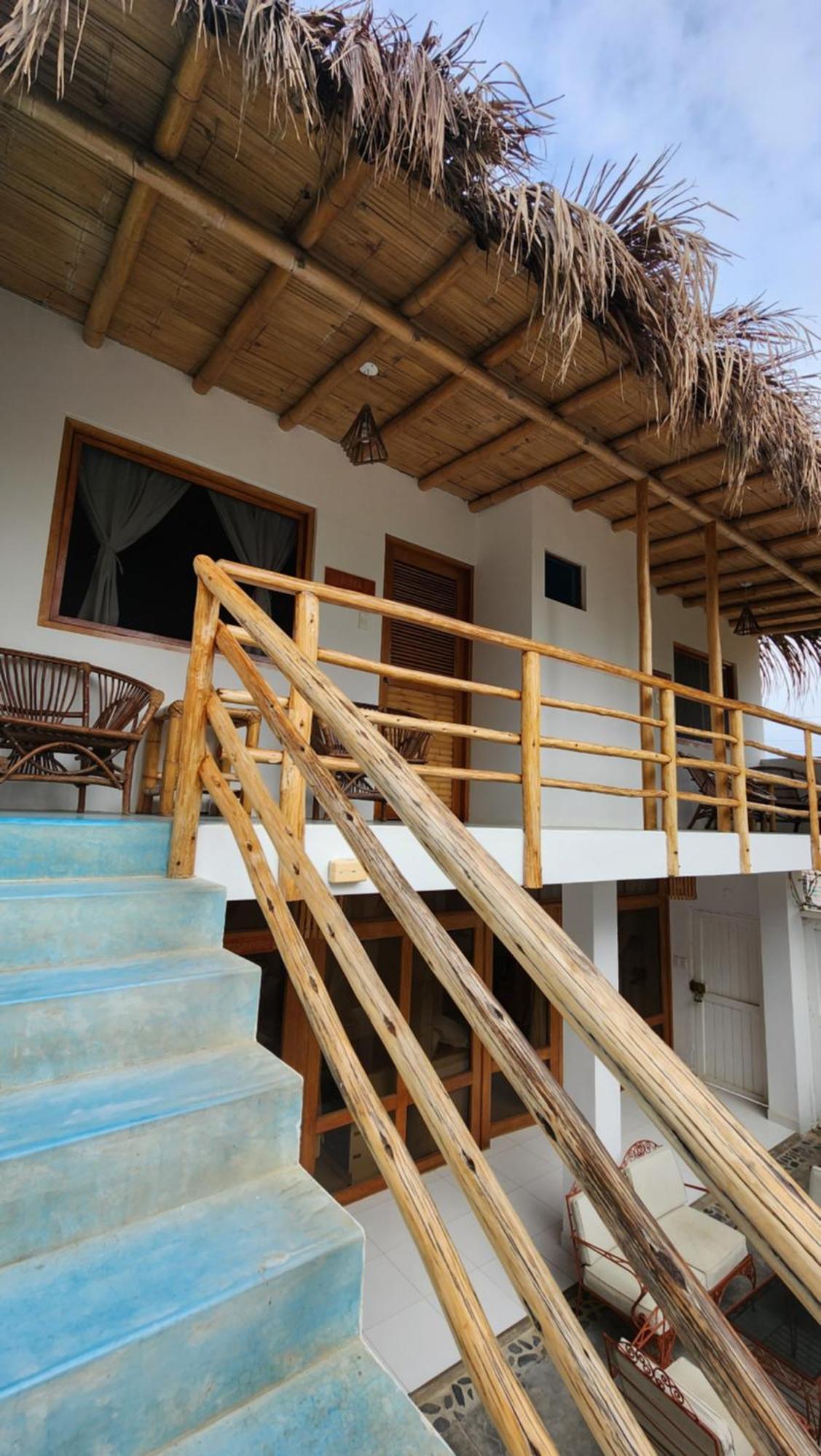 Kinti Guest House Mancora Bagian luar foto