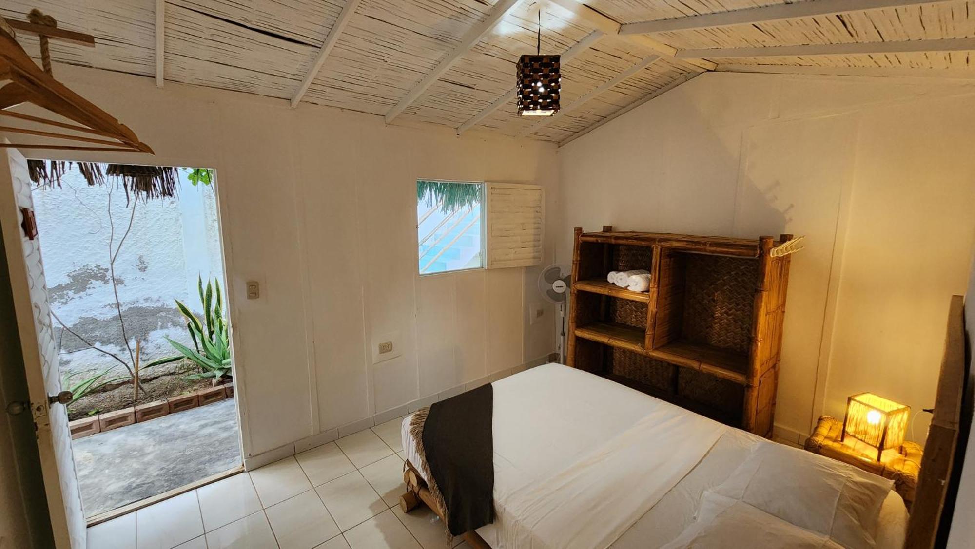 Kinti Guest House Mancora Bagian luar foto