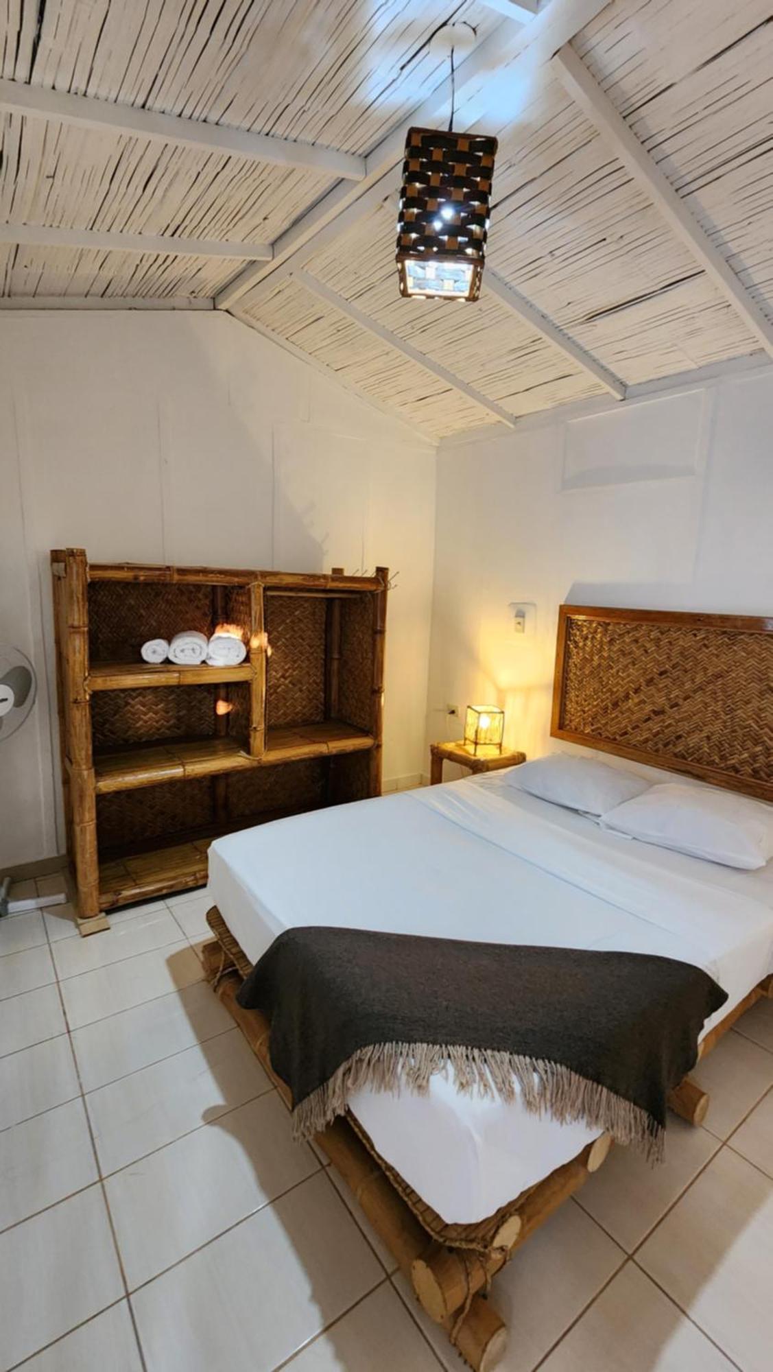Kinti Guest House Mancora Bagian luar foto