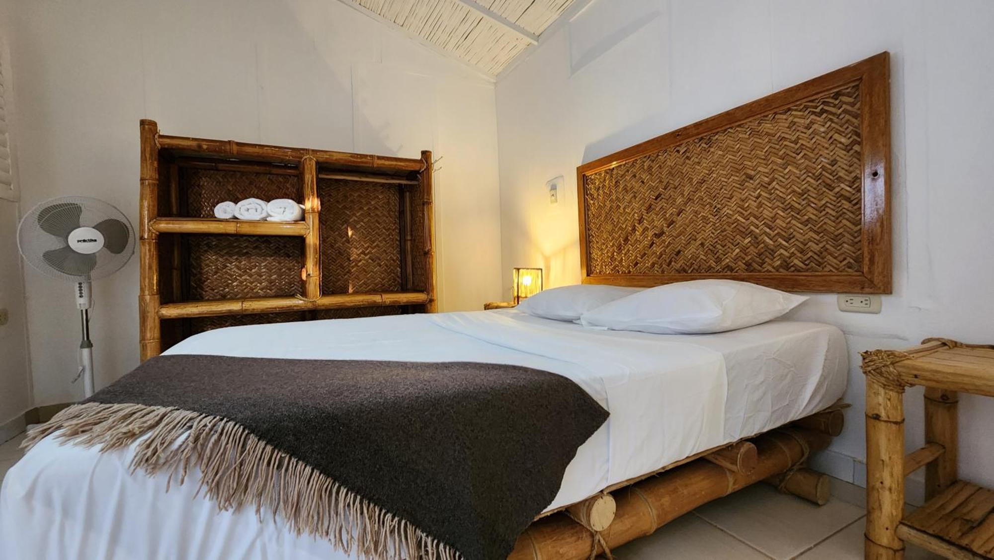 Kinti Guest House Mancora Bagian luar foto